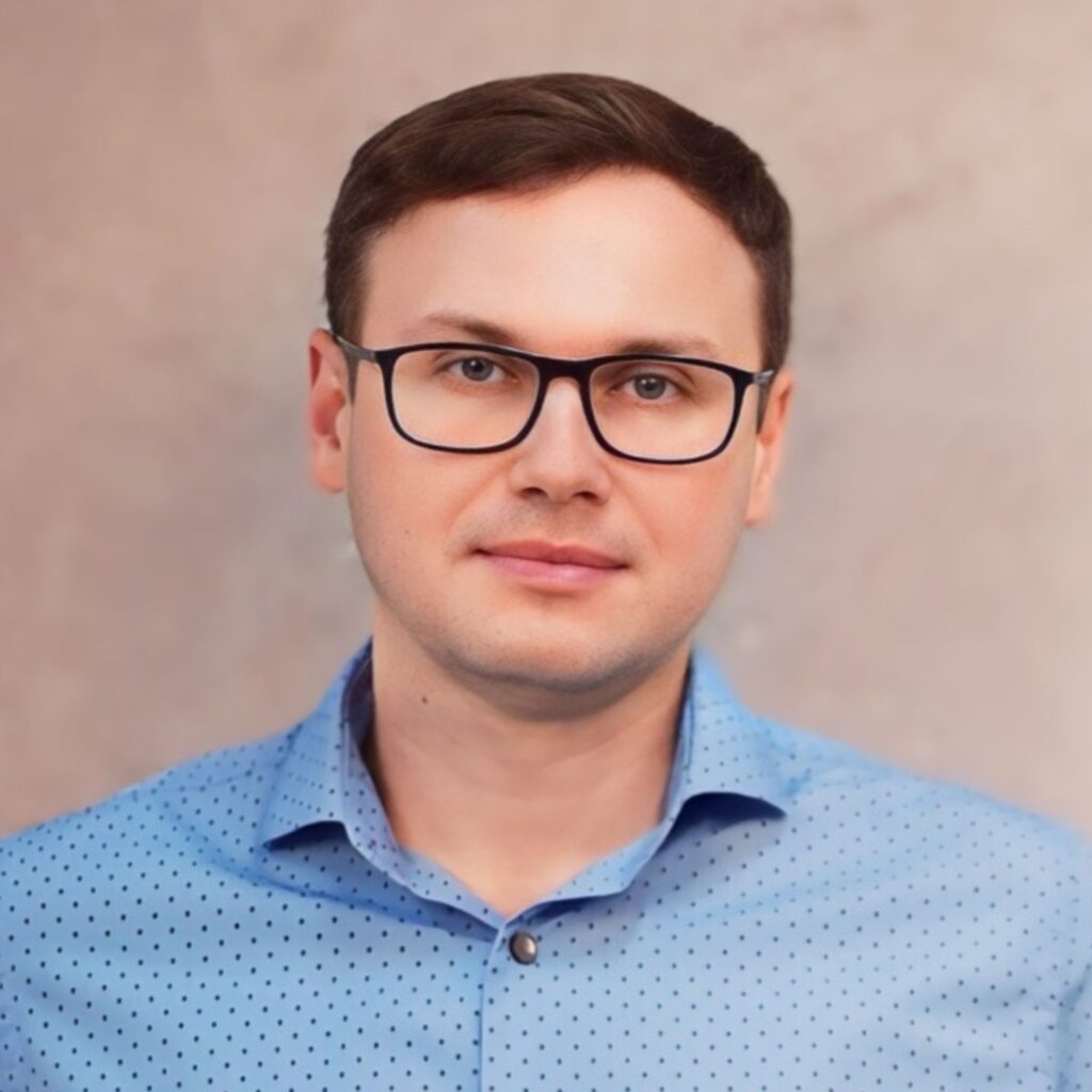 Л Ніколаєв 1