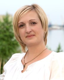Ayda Zattsepyna r